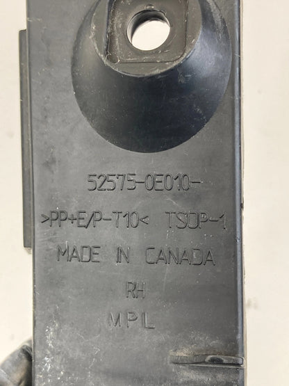 2007-2009 LEXUS RX350 REAR LEFT RIGHT SIDE BUMPER RETAINER SET 52575-0E010 OEM