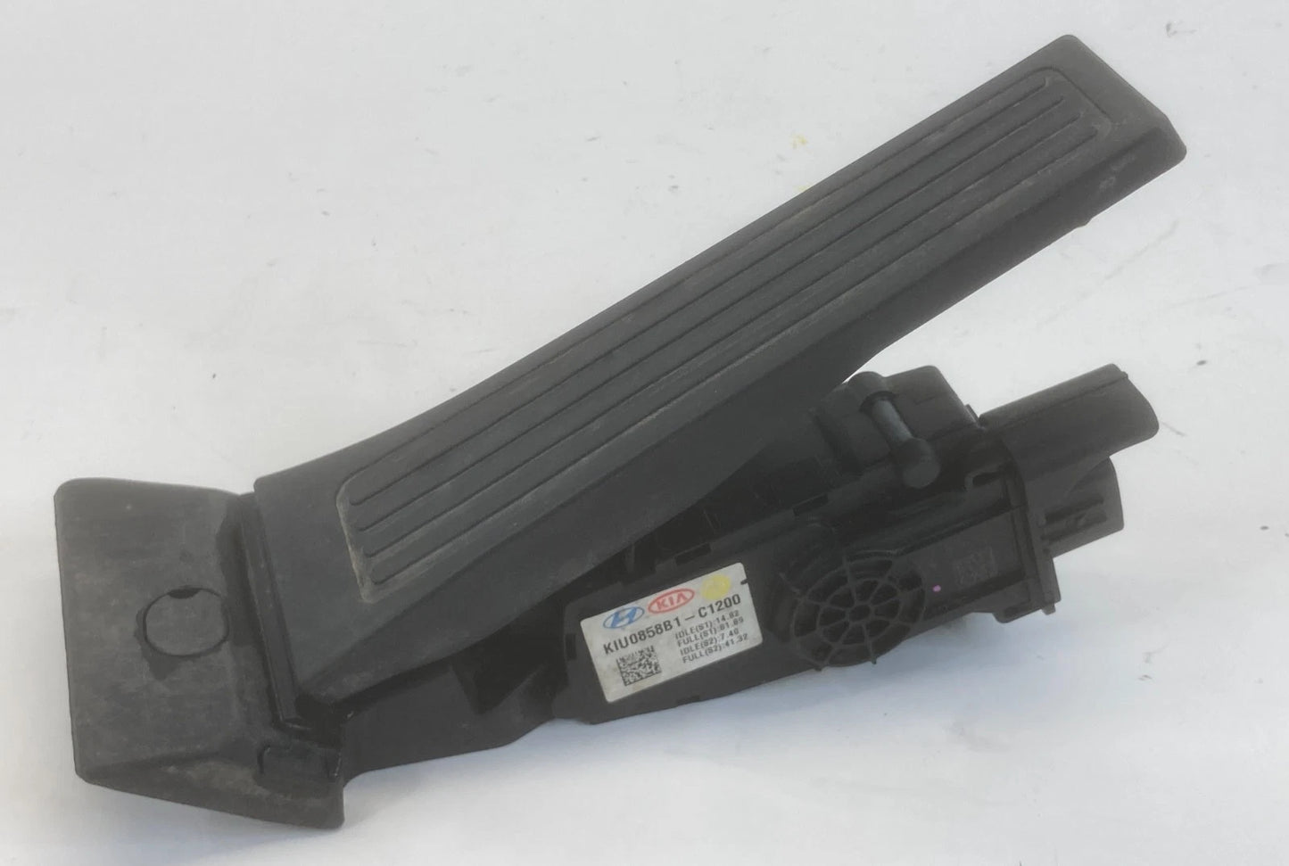 2015-2019 HYUNDAI SONATA 2.4L L4 GAS ACCELERATOR PEDAL SENSOR 35190-2E100 OEM