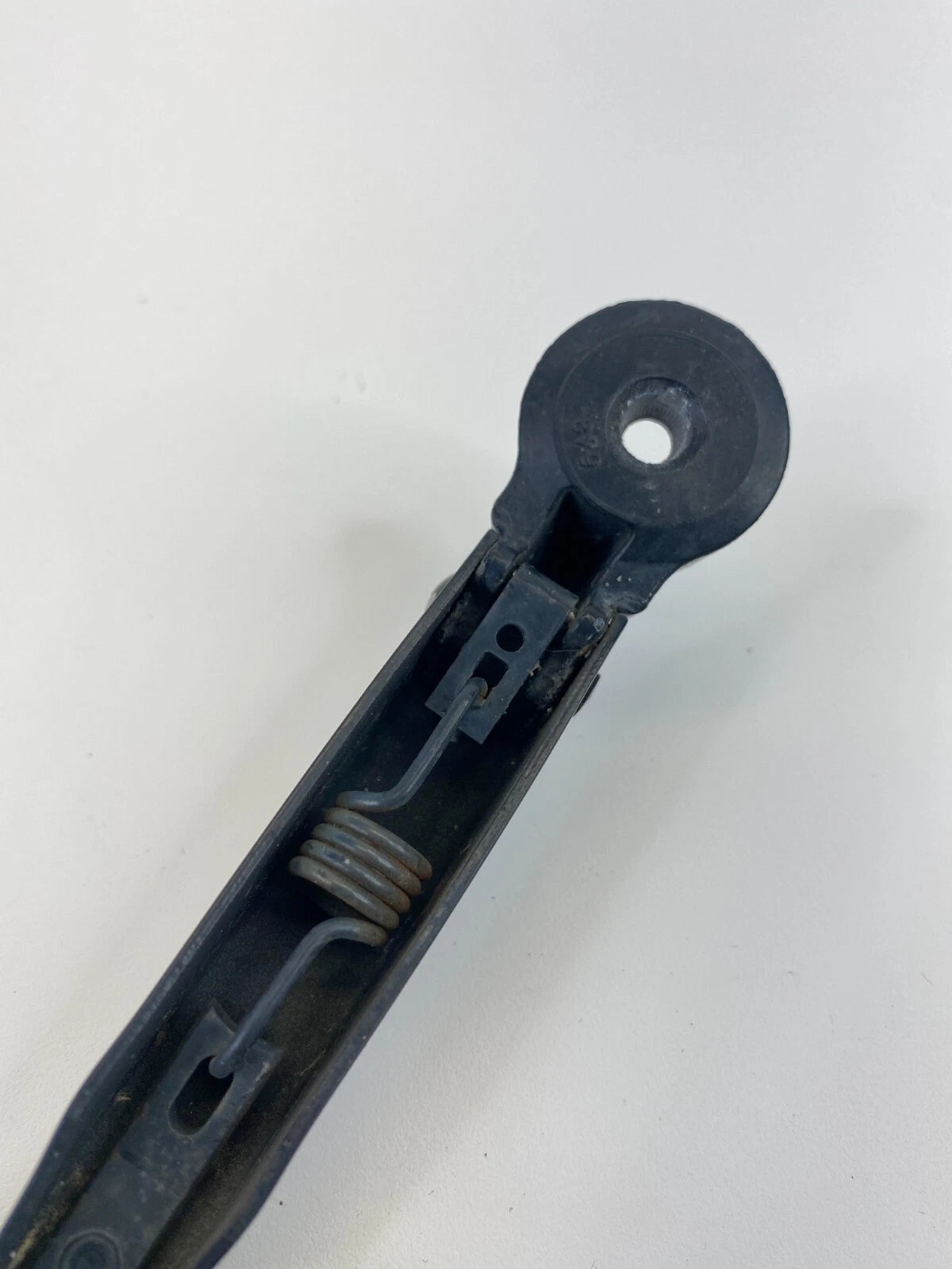 2007-2012 DODGE CALIBER REAR WINDSHIELD WIPER ARM & BLADE ASSY 05303787AD