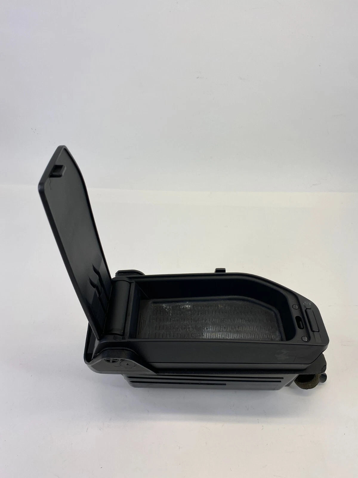 2004-2007 BMW 530I 525I CENTER CONSOLE ARMREST STORAGE TRAY 51167112283 OEM