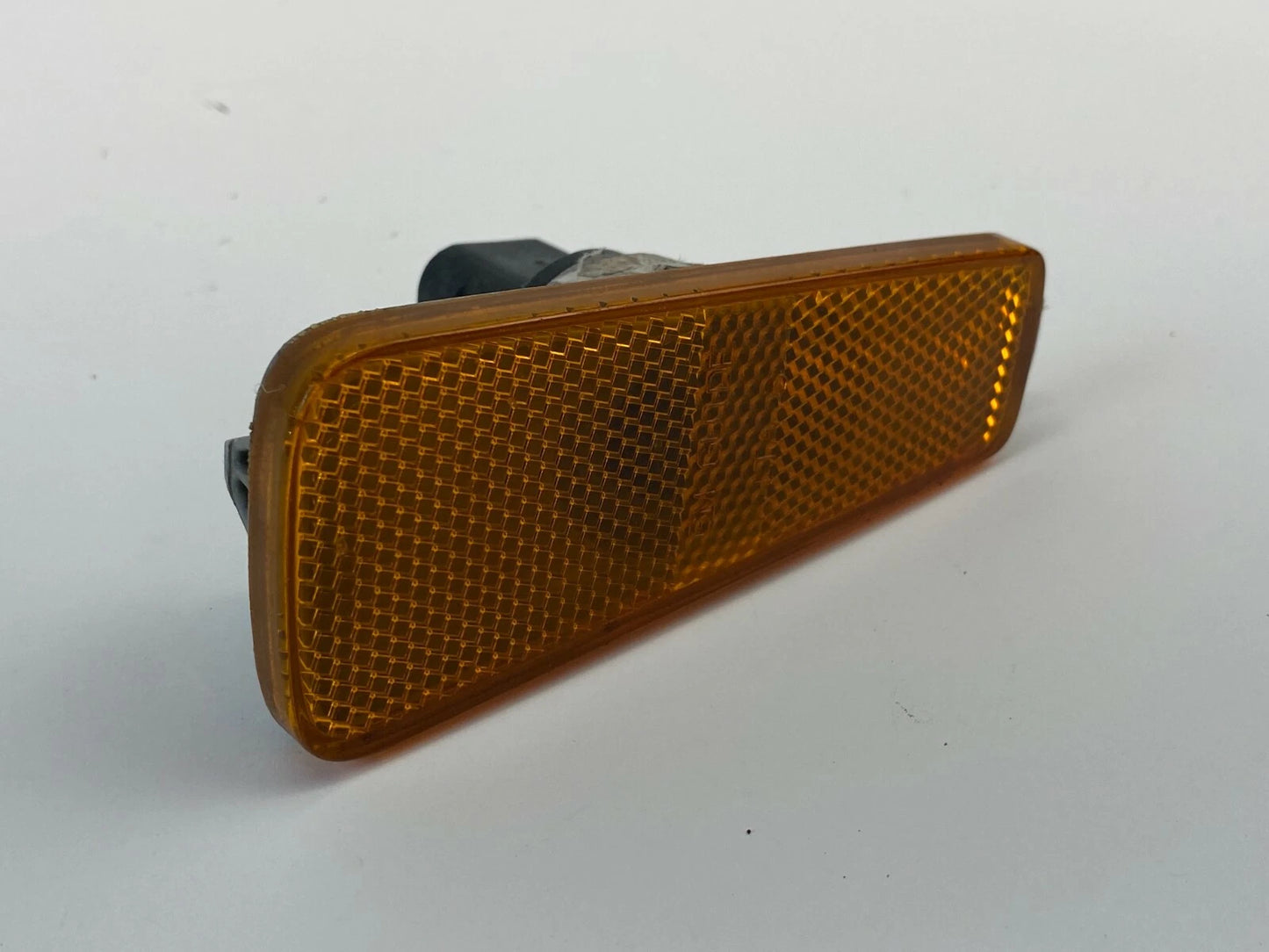 2006-2011 CHEVROLET HHR FRONT BUMPER RIGHT SIDE MARKER LIGHT LAMP 16532496 OEM