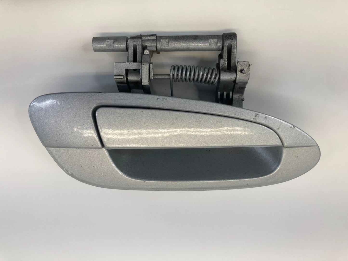 2002-2006 NISSAN ALTIMA REAR RIGHT SIDE EXTERIOR DOOR HANDLE KY1 SILVER OEM
