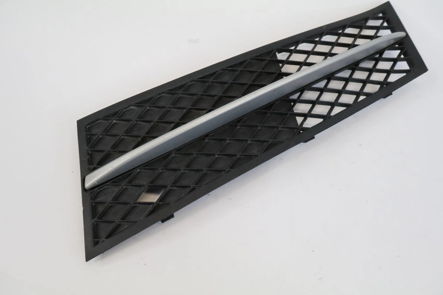 2011-2013 BMW 528I 535I 550I FRONT LEFT RIGHT LOWER BUMPER COVER GRILLE SET OEM