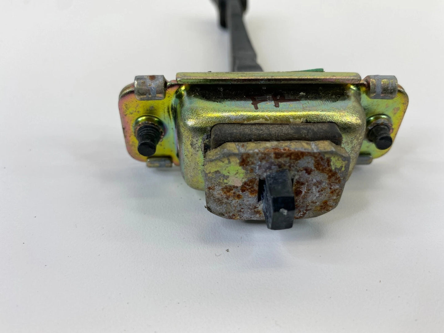 2007-2009 HYUNDAI SANTA FE FRONT RIGHT PASSENGER DOOR CHECK STOP STOPPER DETENT