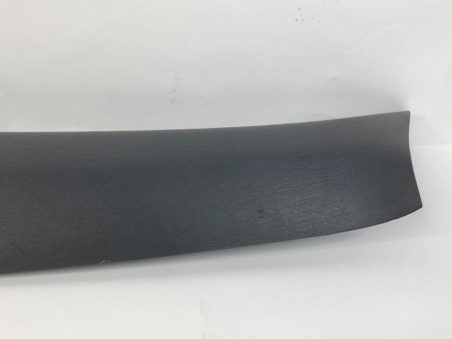 01-03 TOYOTA RAV4 LEFT DRIVER SIDE WINDSHIELD A PILLAR TRIM COVER 62216-4203 OEM