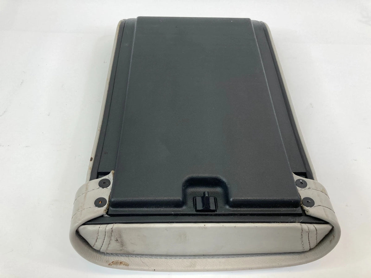 2006-2011 BUICK LUCERNE FRONT CENTER CONSOLE LID LOWER ARMREST COVER UNIT OEM