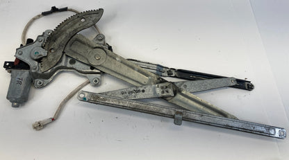 1996-2002 Toyota 4Runner Front Right Side Door Power Window Motor W/ Regulator