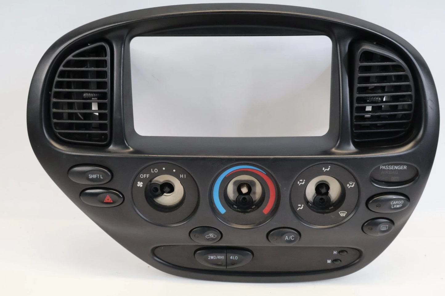 04-06 TOYOTA TUNDRA DOUBLE CAB DASH RADIO CLIMATE CONTROL BEZEL OEM 840100C76100
