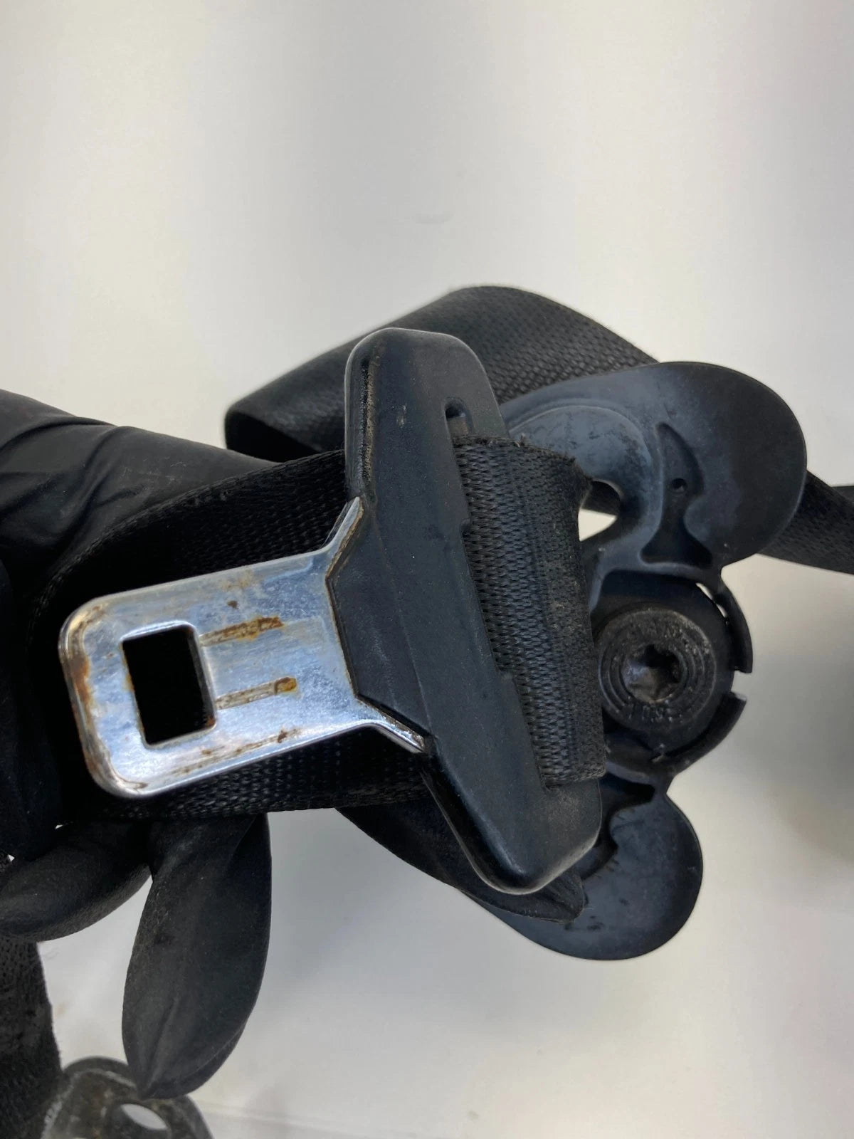 2007 2008 BMW 328XI FRONT LEFT DRIVER SEAT BELT RETRACTOR 33059848 OEM