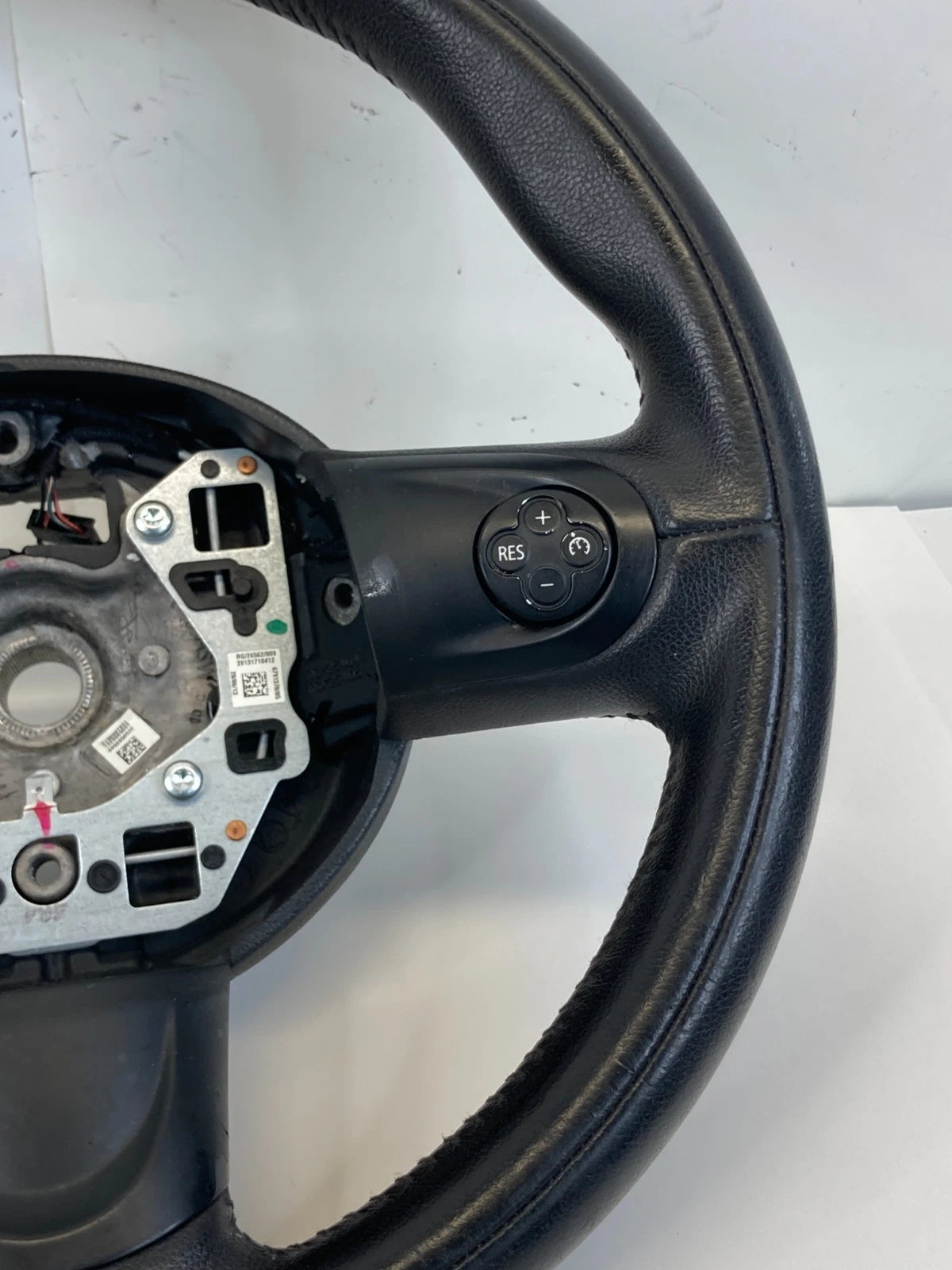 07 08 09 10 11 12 13 MINI COOPER STEERING WHEEL W/ SWITCHES OEM