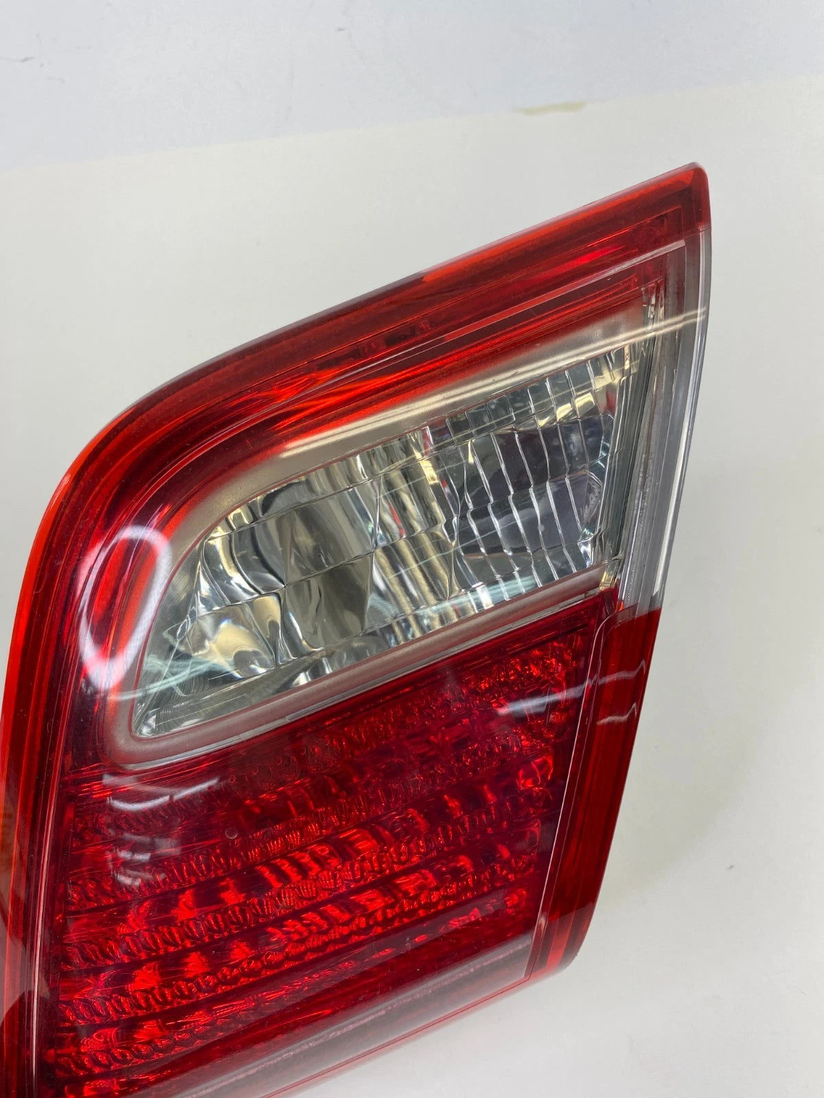 2007-2009 TOYOTA CAMRY REAR RIGHT BACK UP LIGHT TAIL LIGHT TAILLIGHT LAMP OEM