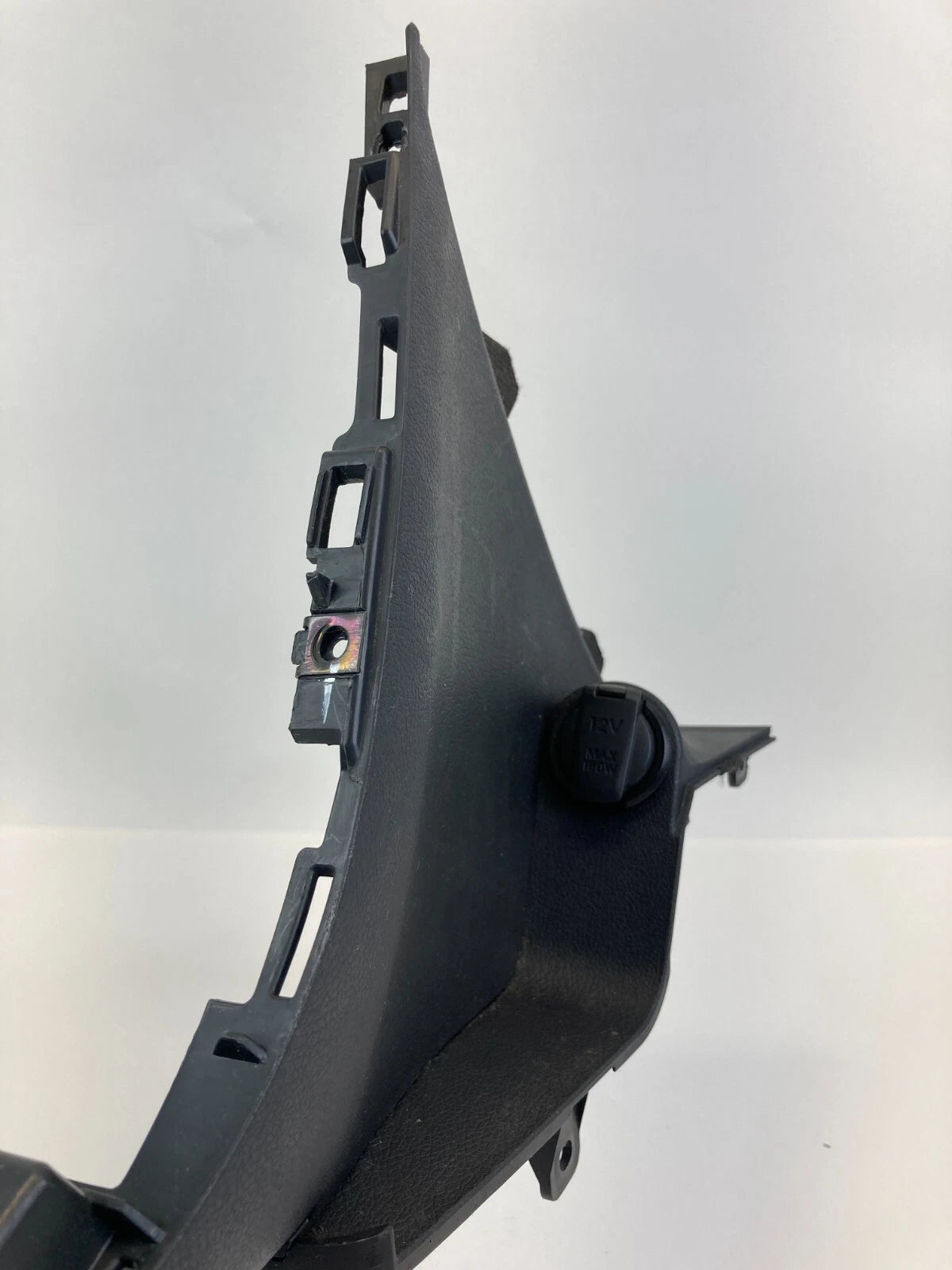14-16 HYUNDAI ELANTRA SDN RIGHT CENTER CONSOLE FILLER PAD BEZEL 846773XAA1 KOREA