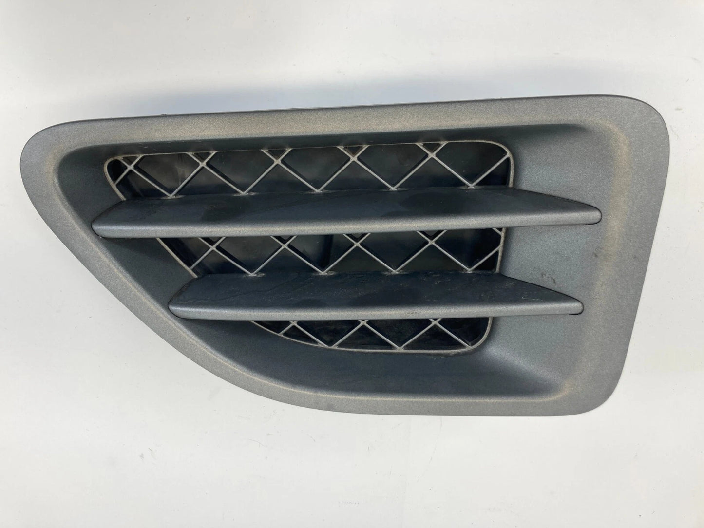 06-09 LAND ROVER RANGE ROVER SPORT LEFT SIDE FENDER VENT GRILLE TRIM SLR00147
