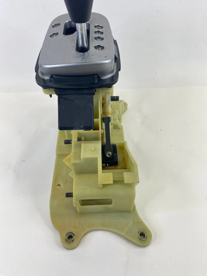 07-10 KIA SPORTAGE AUTOMATIC TRANSMISSION FLOOR GEAR SHIFTER SHIFT LEVER OEM