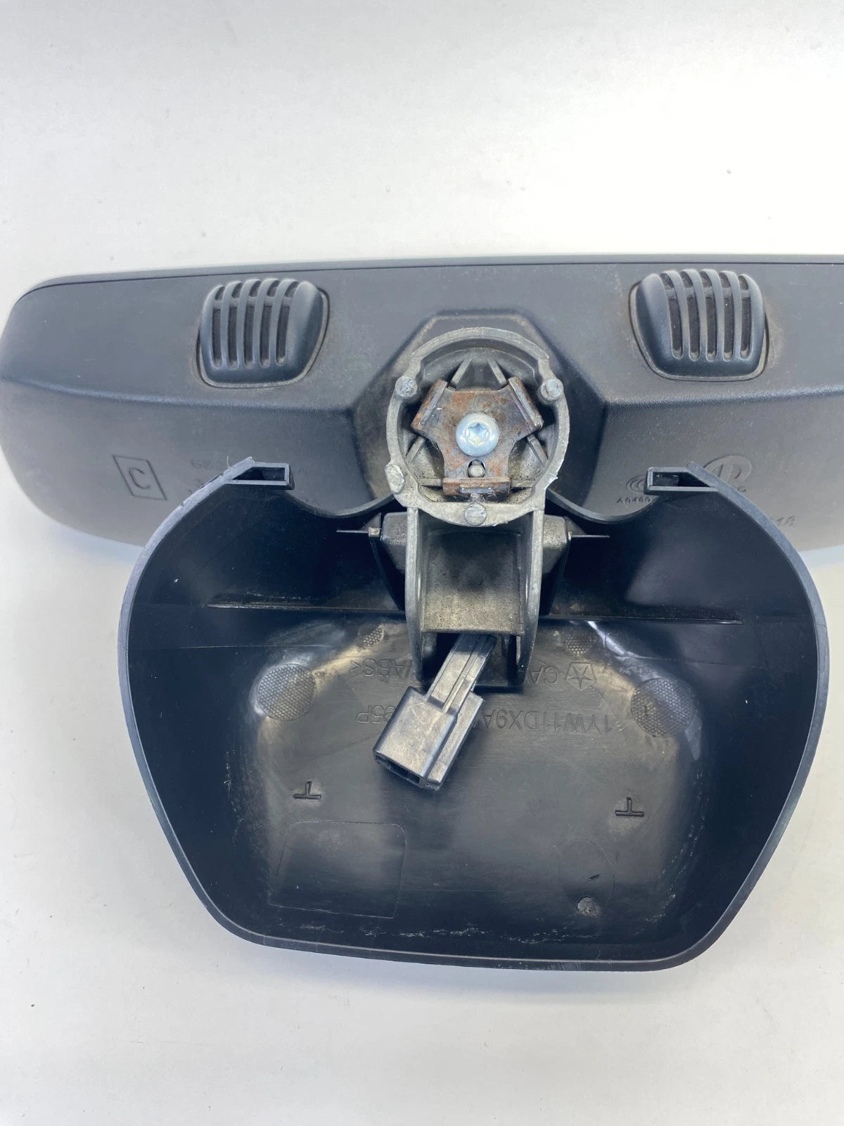 2015 2016 15 16 Chrysler 200 Rear View Interior Mirror E11028018 OEM