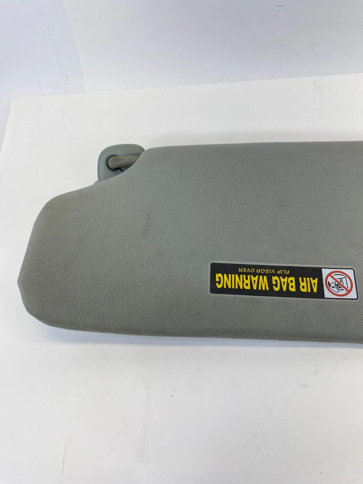 2005-2010 HONDA ODYSSEY PASSENGER RIGHT SIDE SUN VISOR SUNVISOR SHADE OEM