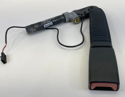 2009 2010 BMW 535i xDrive Front Left Side Seat Belt Buckle Pretensioner OEM