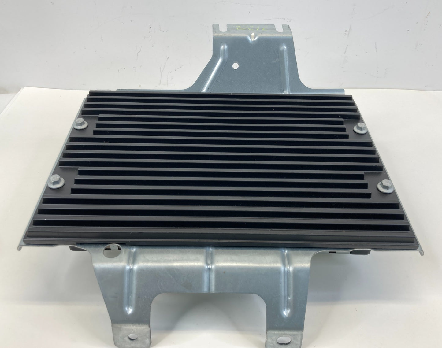 2008-2012 Land Rover LR2 Radio Audio Amplifier AMP Stereo 6H52-18C808-AC OEM