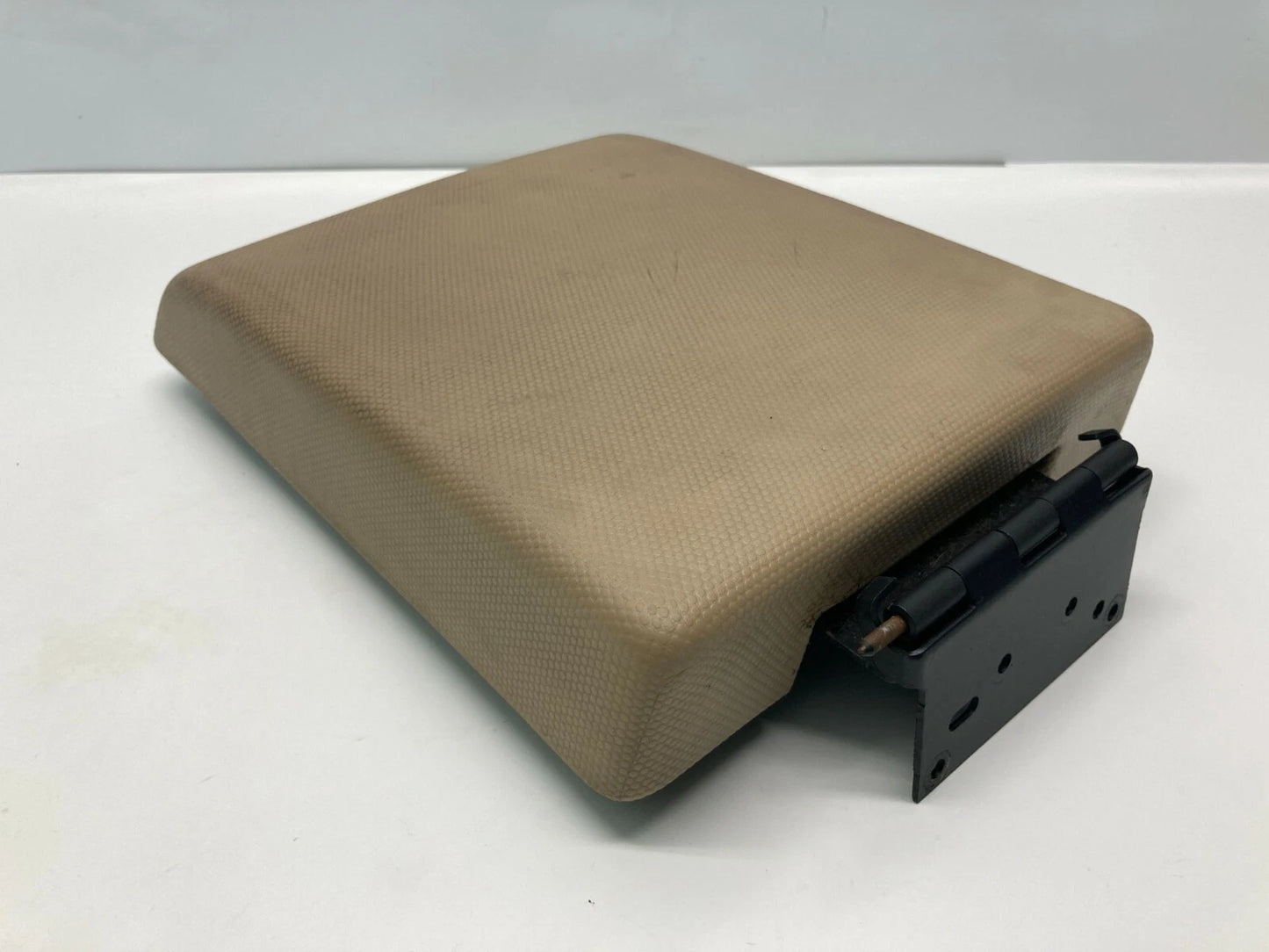 2008 2009 2010 2011 2012 FORD ESCAPE CENTER CONSOLE ARMREST ARM REST LID COVER