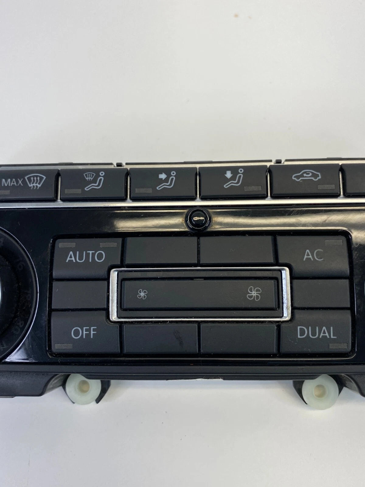 2009-2011 VOLKSWAGEN CC AC HEATER TEMPERATURE CLIMATE CONTROL SWITCH 5HB009748