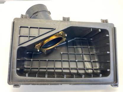 2002-2006 NISSAN ALTIMA 2.5L AIR INTAKE CLEANER BOX UPPER COVER LID W/ HOSE MAF