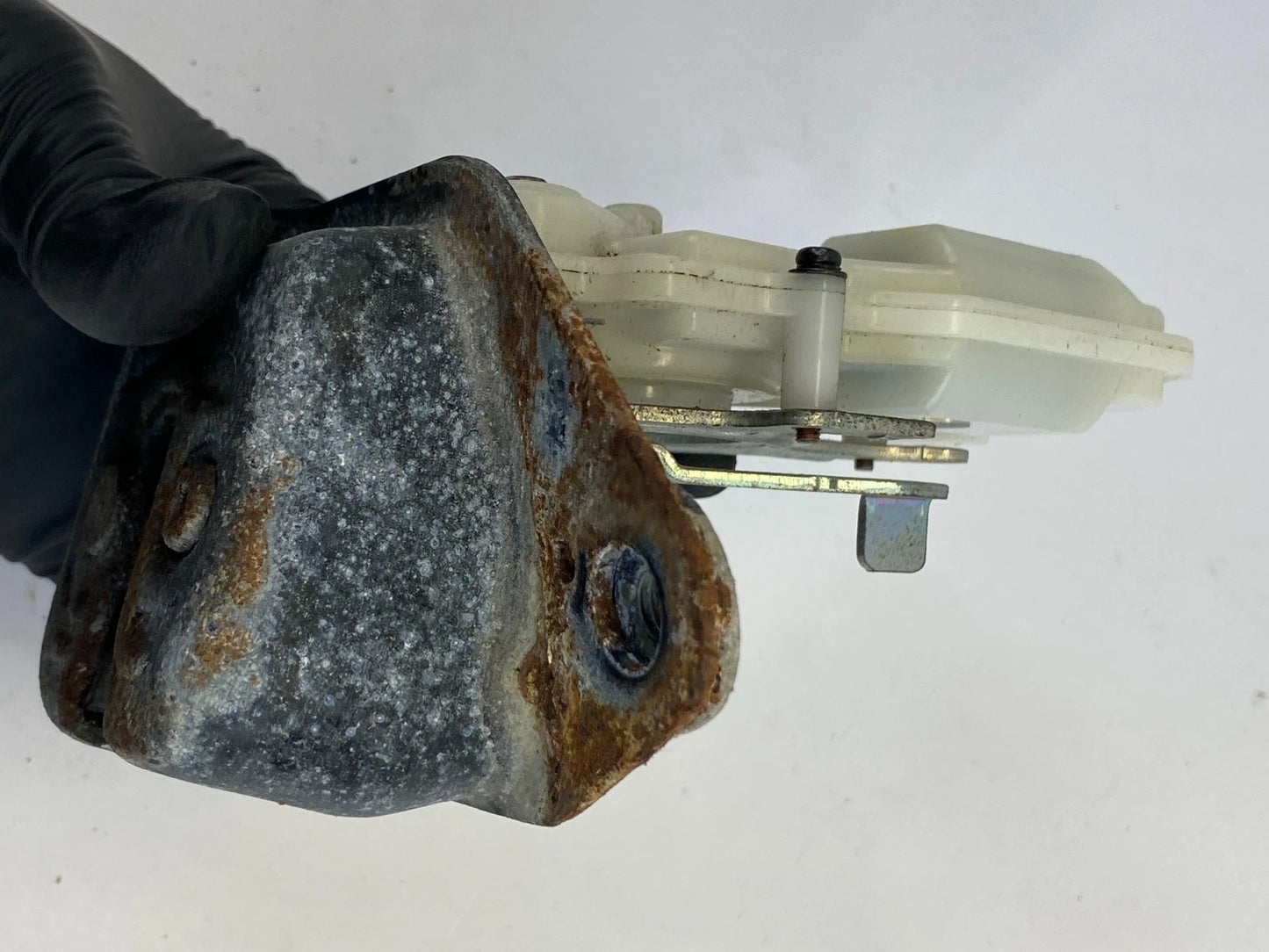 2007-2011 HONDA CR-V CRV REAR TRUNK LOCK LATCH RELEASE ACTUATOR OEM