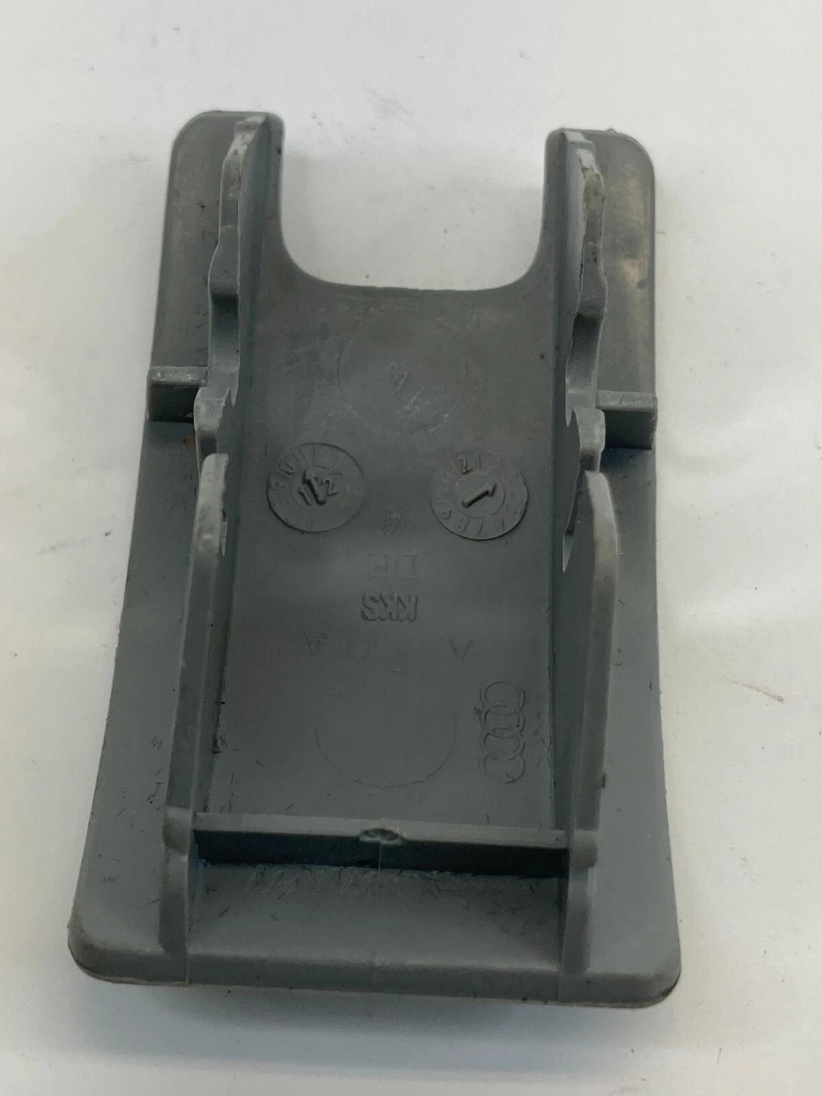 2013-2016 13-16 AUDI A4 4-DR CHILD RESTRAINT ANCHOR PLATE BEZEL HOOK COVER OEM