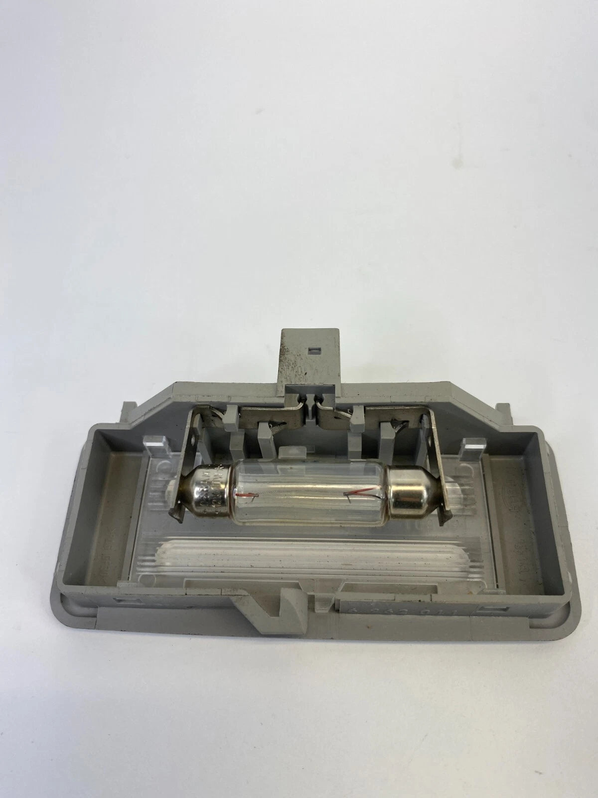 2004-2007 BMW 530I LEFT DRIVER SIDE INNER SUNVISOR VANITY LIGHT LAMP 6962011 OEM