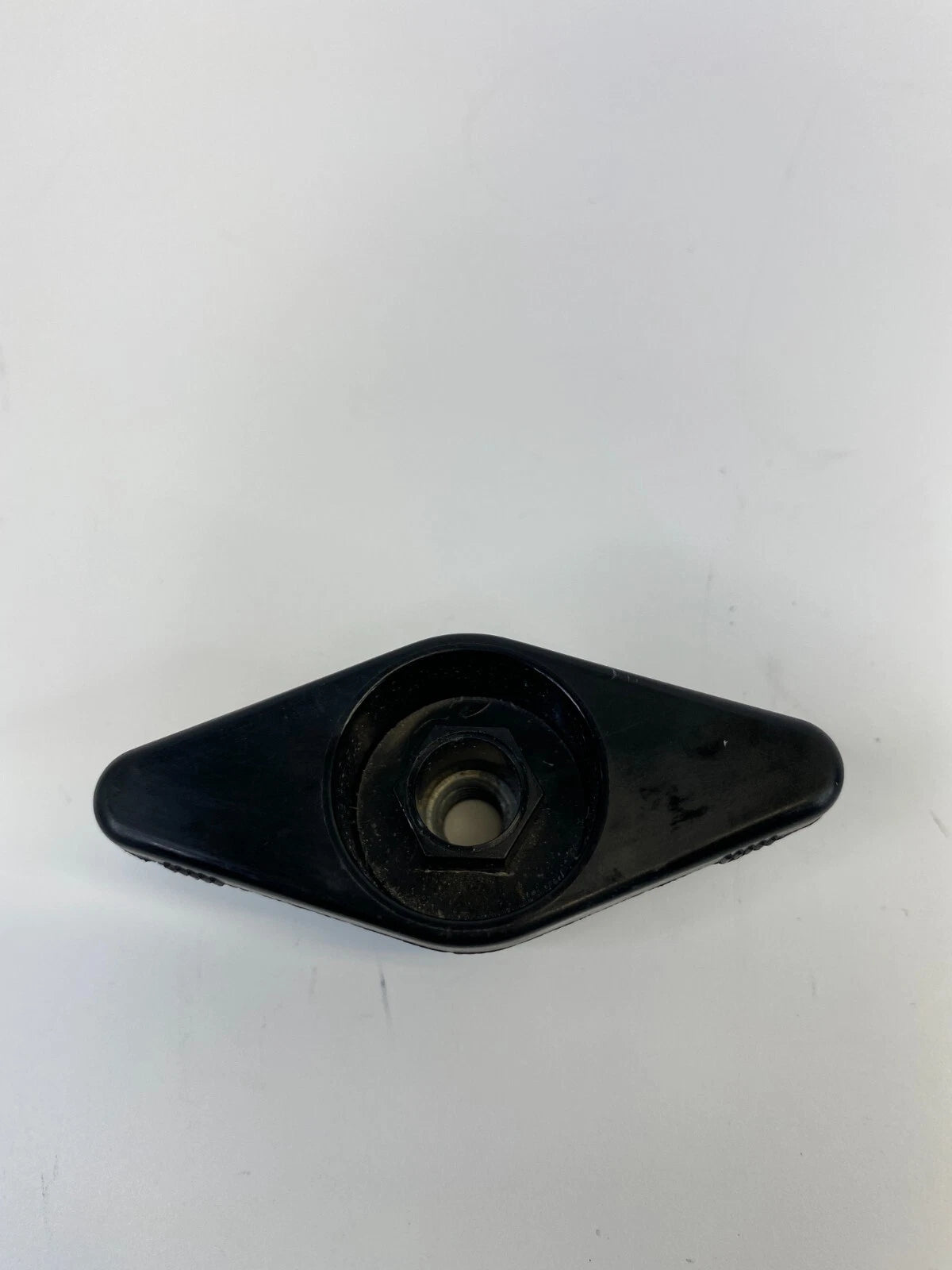 2003-2006 FORD EXPEDITION SPARE TIRE HOLD DOWN RETAINER WING NUT OEM