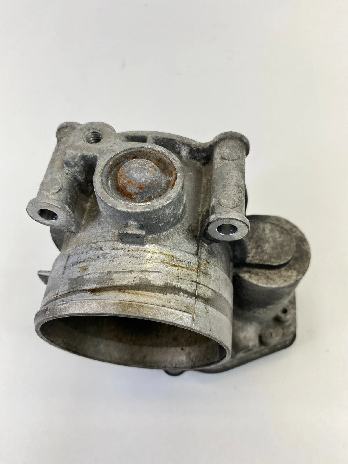 2011-2016 FORD EXPLORER EDGE 3.5 L V6 THROTTLE BODY VALVE ASSEMBLY AT4E-ED