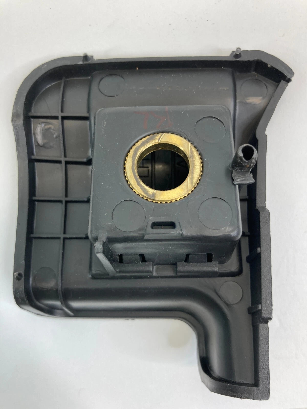 2010-2017 CHEVROLET CHEVY EQUINOX LOWER LEFT SIDE FLOOR BOLT COVER CAP TRIM OEM