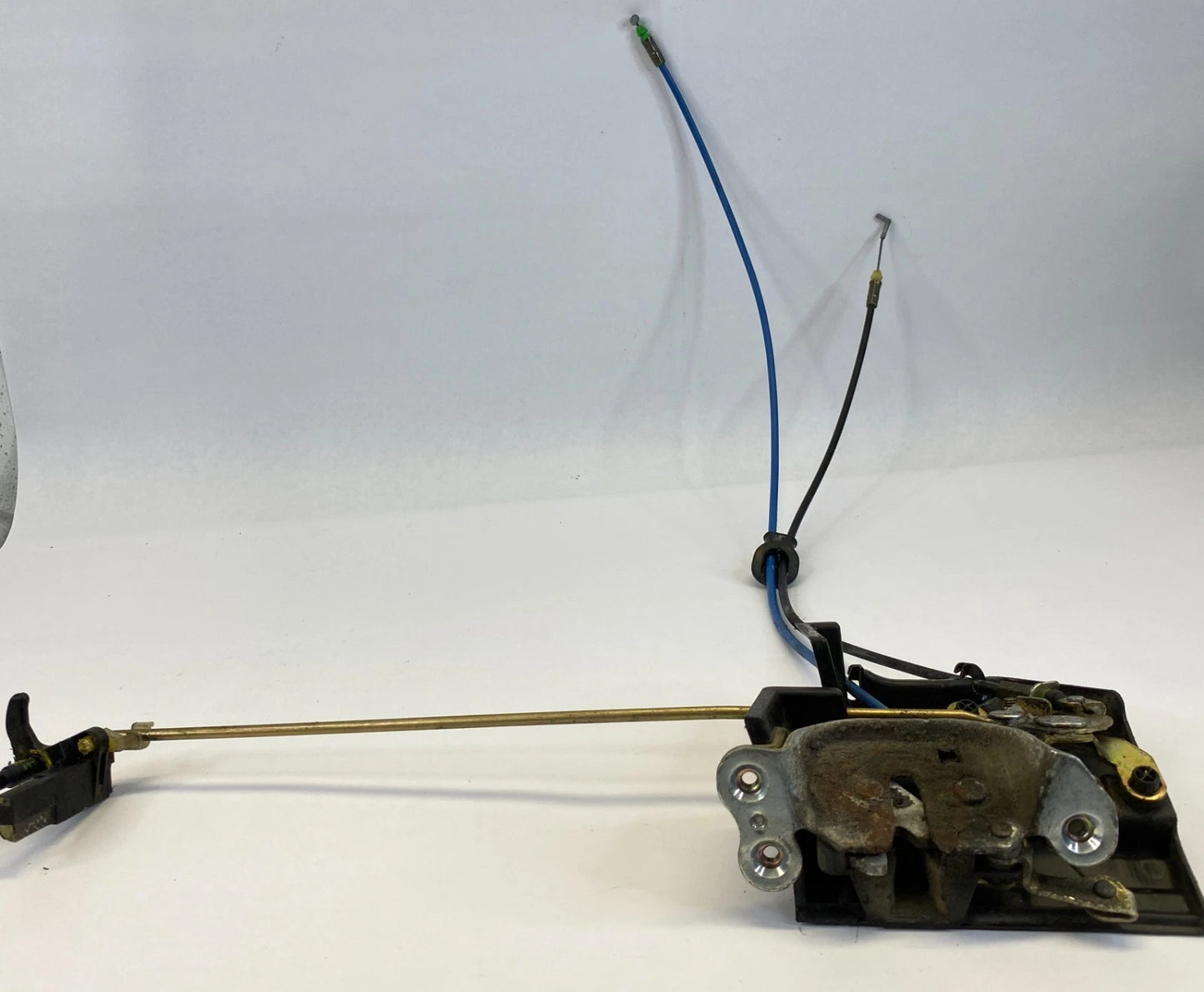 2004-2010 TOYOTA SIENNA REAR LEFT SLIDING DOOR LOCK RELEASE ACTUATOR OEM