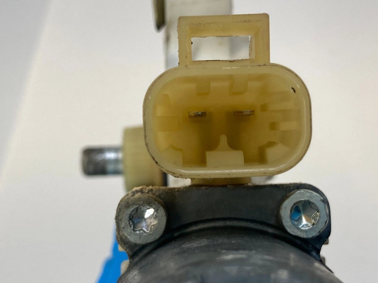 2005-2010 PONTIAC G6 SEDAN REAR RIGHT DOOR WINDOW POWER MOTOR 0130822250 OEM