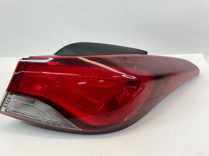 2014 2015 2016 HYUNDAI ELANTRA RIGHT TAILLIGHT TAIL LAMP OUTER 92402-3X2 KOREA