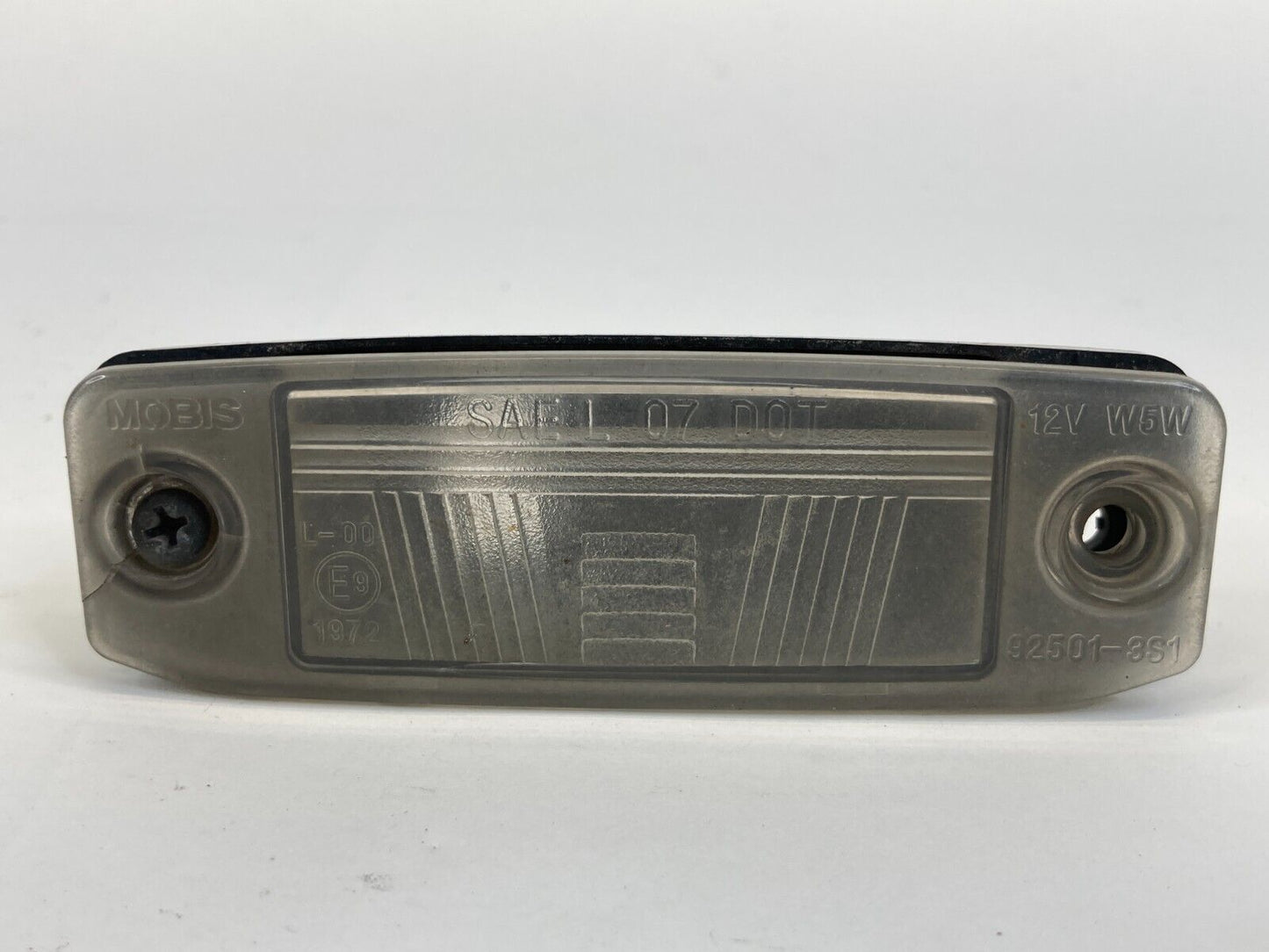 11 12 13 14 Hyundai Sonata Rear Trunk License Plate Light Lamp Socket 92501-3S1