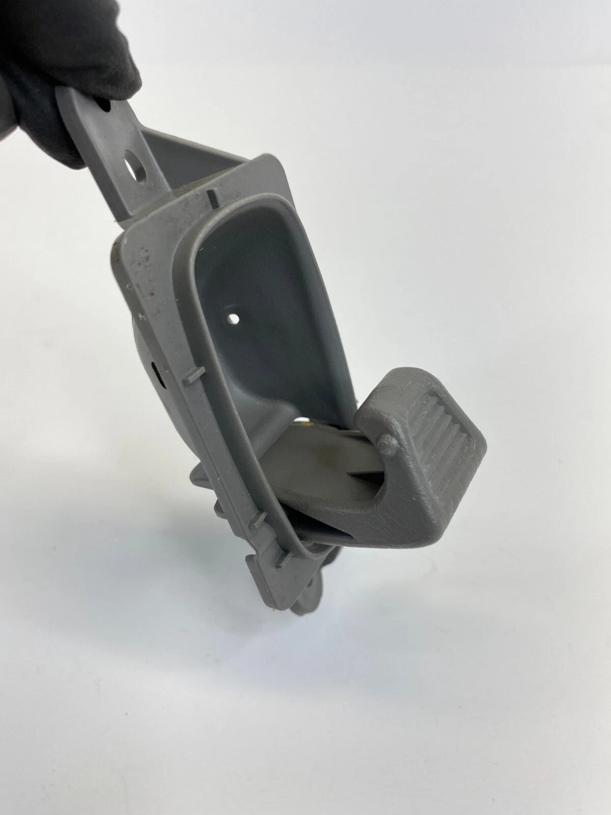 2004-2010 TOYOTA SIENNA DASH LOWER TRIM PANEL COVER PLATE HOOK 55479-AE010 OEM