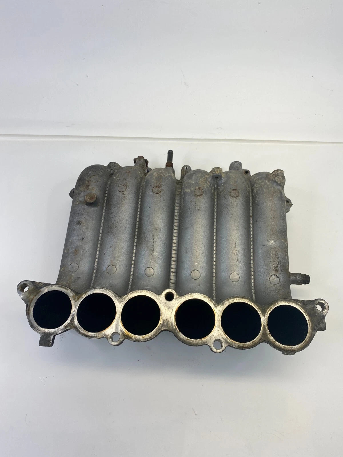 1996-2002 TOYOTA 4RUNNER 3.4L INTAKE MANIFOLD PLENUM INTERMEDIATE CONNECTOR OEM