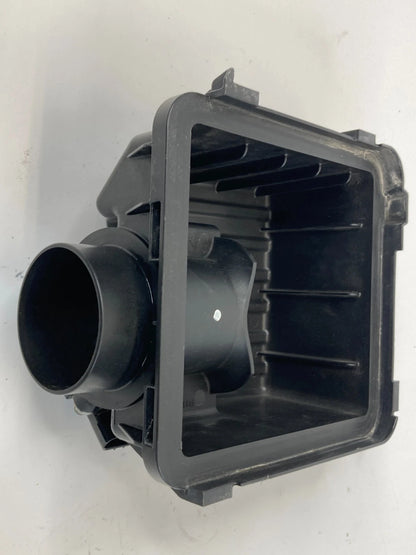 11-16 HONDA CR-Z 1.5L A/T AIR CLEANER BOX UPPER COVER CAP W/ AIR FLOW SENSOR OEM