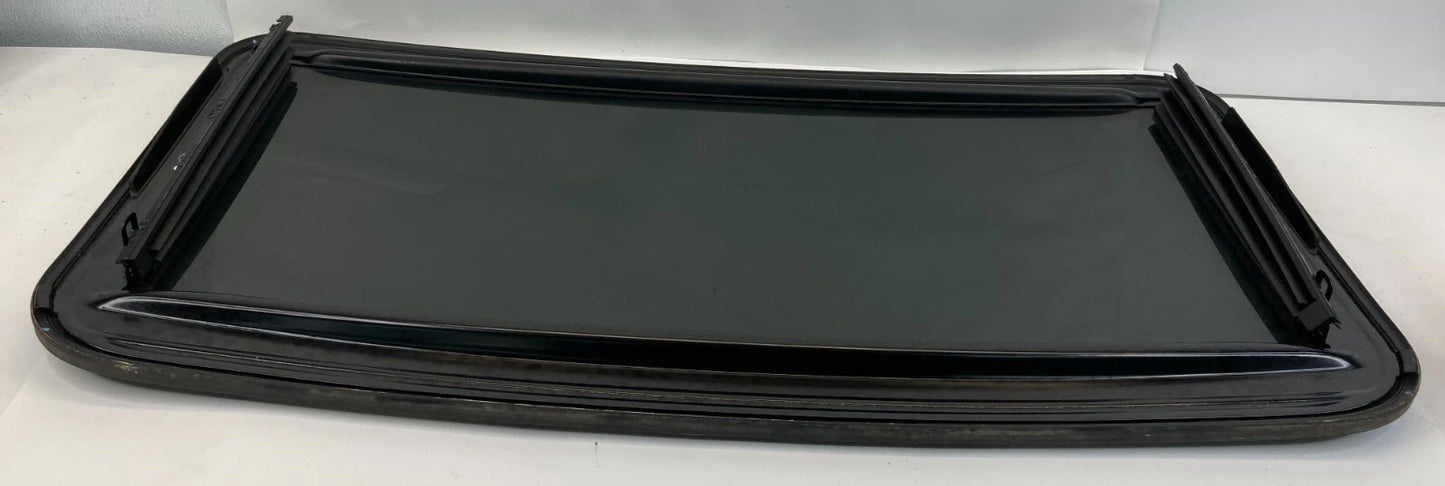 2006-2008 LEXUS RX400H FRONT PANO SUNROOF SUN ROOF GLASS ASSEMBLY OEM