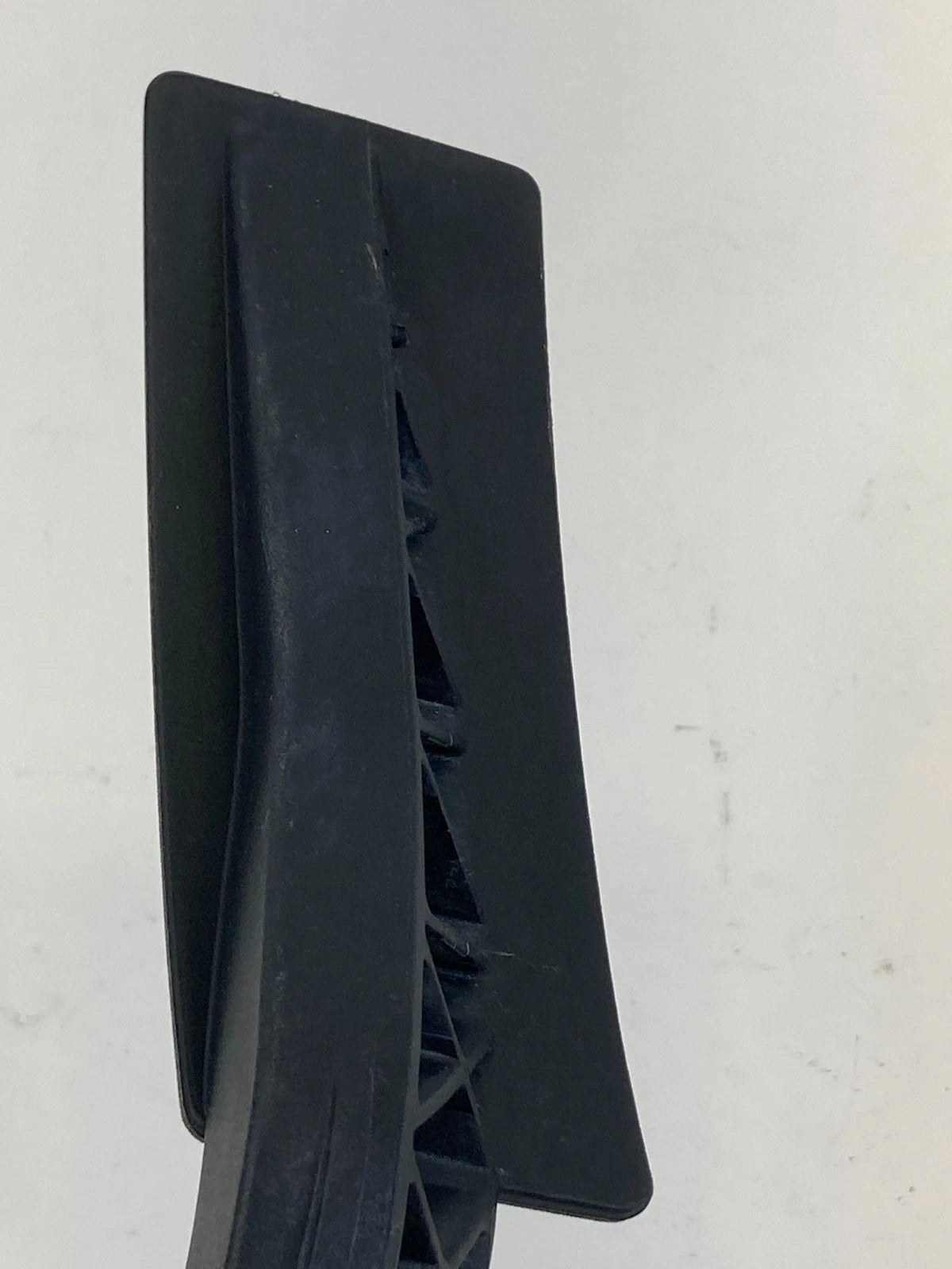 2007-2011 GMC YUKON ESCALADE GAS ACCELERATOR PEDAL ASSEMBLY 15101848 OEM