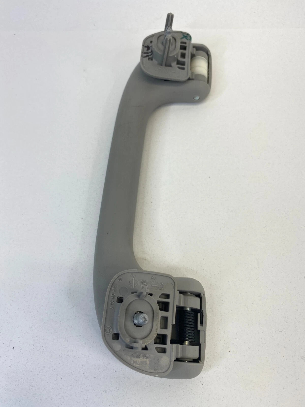 06-12 MERCEDES-BENZ R350 FRONT RIGHT INNER ROOF GRAB HANDLE ASSIST A1648100354