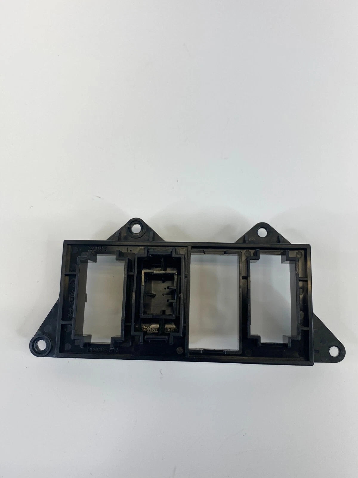 2012-2016 HYUNDAI ELANTRA FRONT LEFT INSTRUMENT PANEL SWITCH BEZEL 93310-3X100