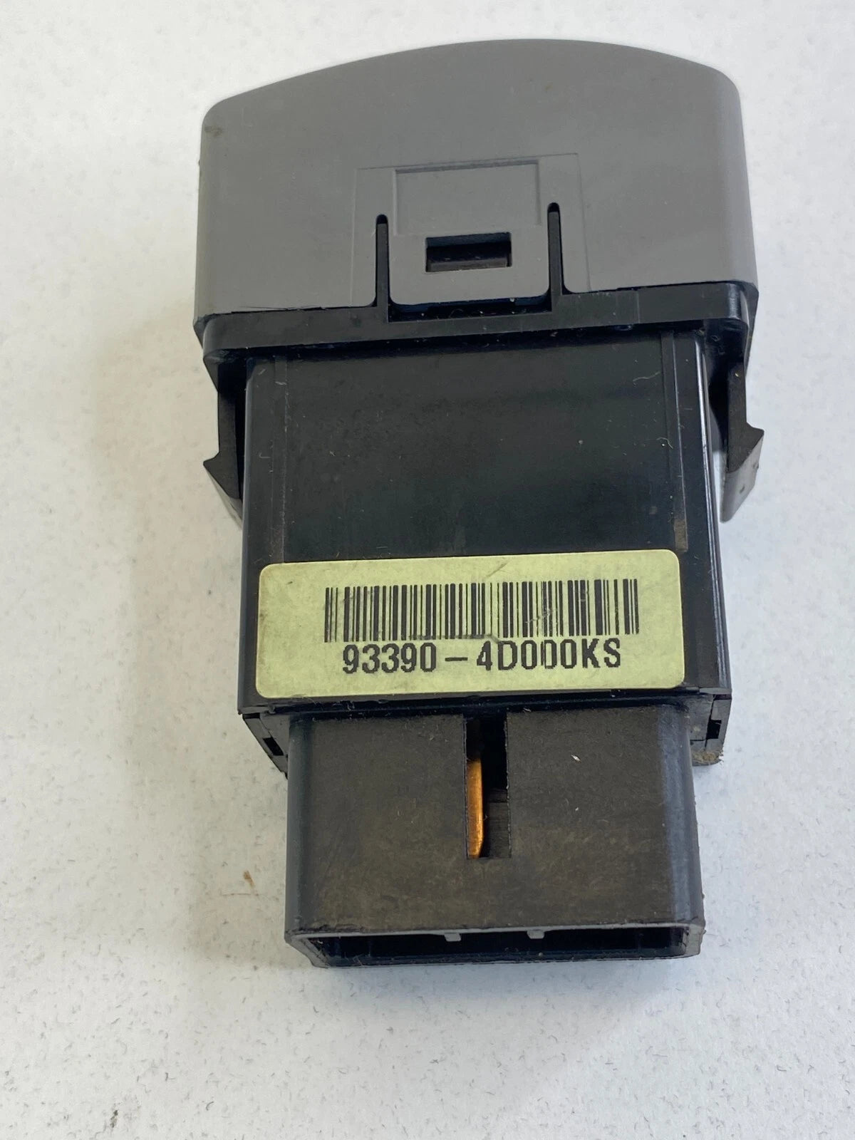 2006-2012 KIA SEDONA DASH INTERIOR DOOR DOME LAMP LIGHT BUTTON CONTROL SWITCH