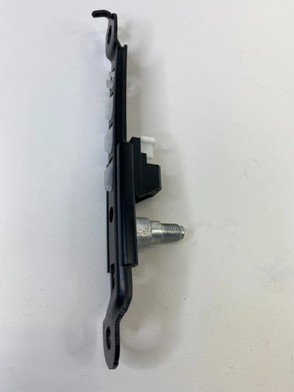 2006-2011 TOYOTA RAV4 FRONT LEFT SIDE SEAT BELT HEIGHT ADJUSTER E563003 OEM