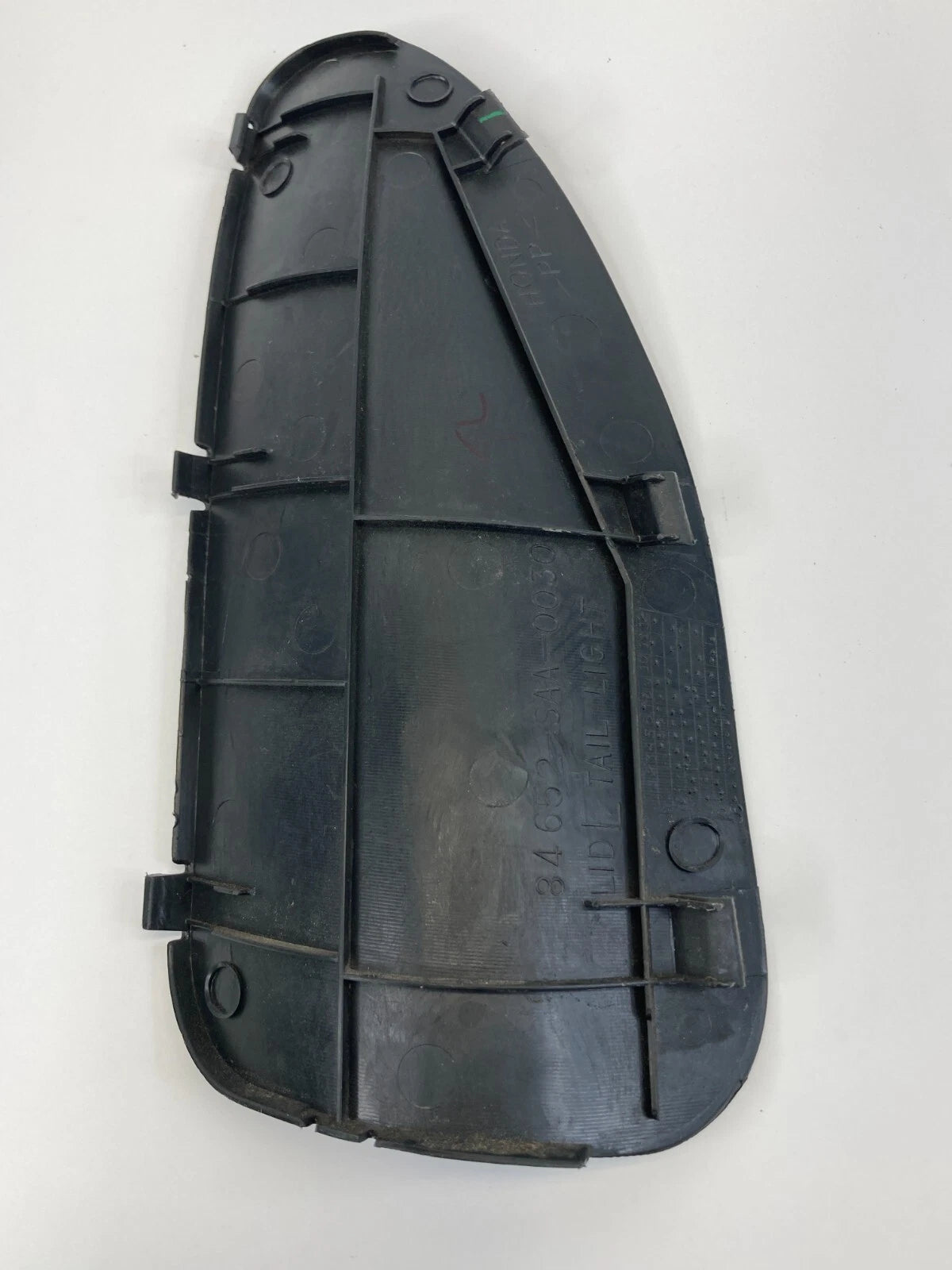 07 08 HONDA FIT HATCHBACK LEFT SIDE INNER TAILLIGHT ACCESS COVER 84652-SAA-0030