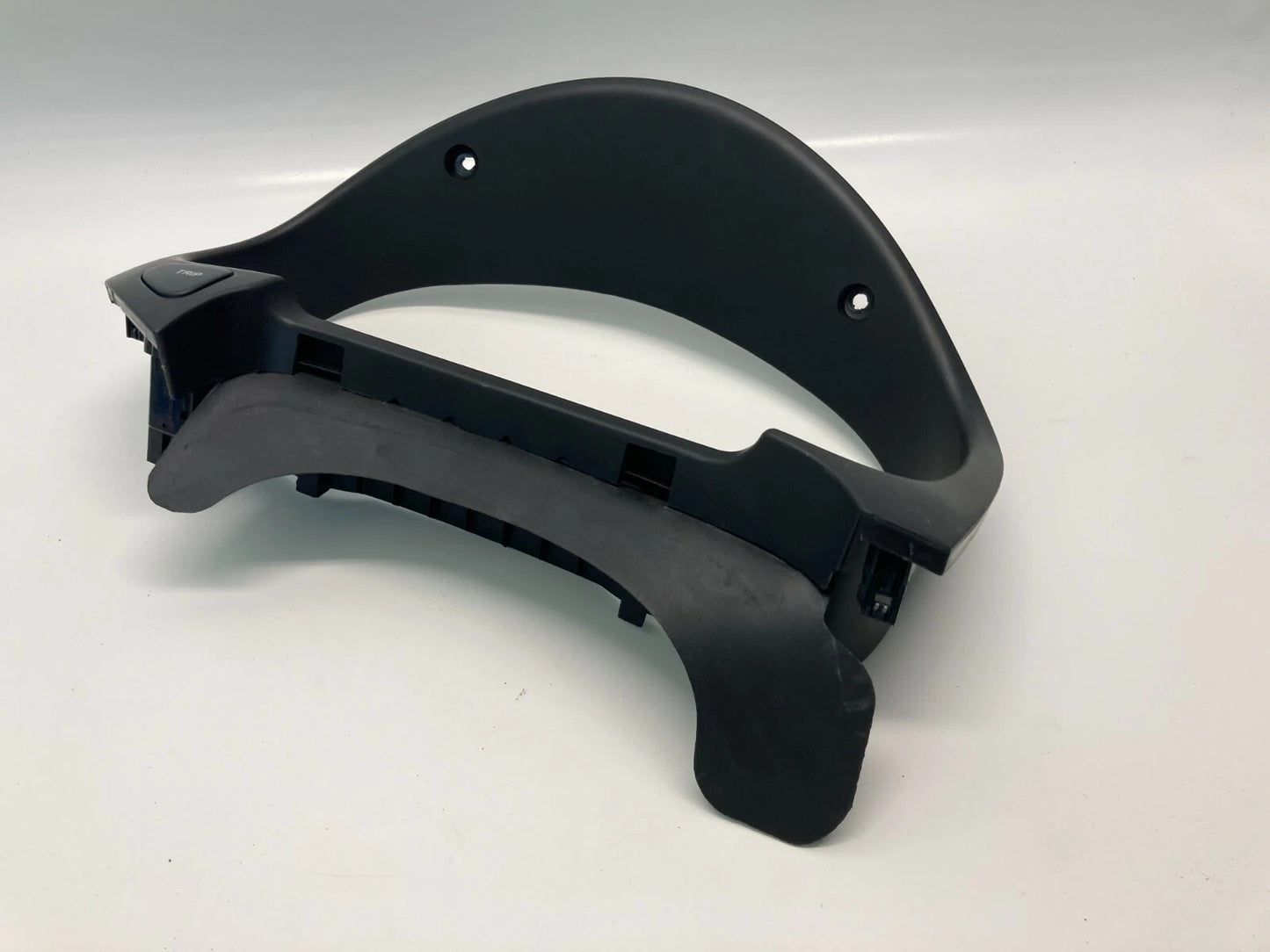 06-11 HYUNDAI ACCENT DASH PANEL SPEEDOMETER CLUSTER BEZEL TRIM 848311E000 OEM