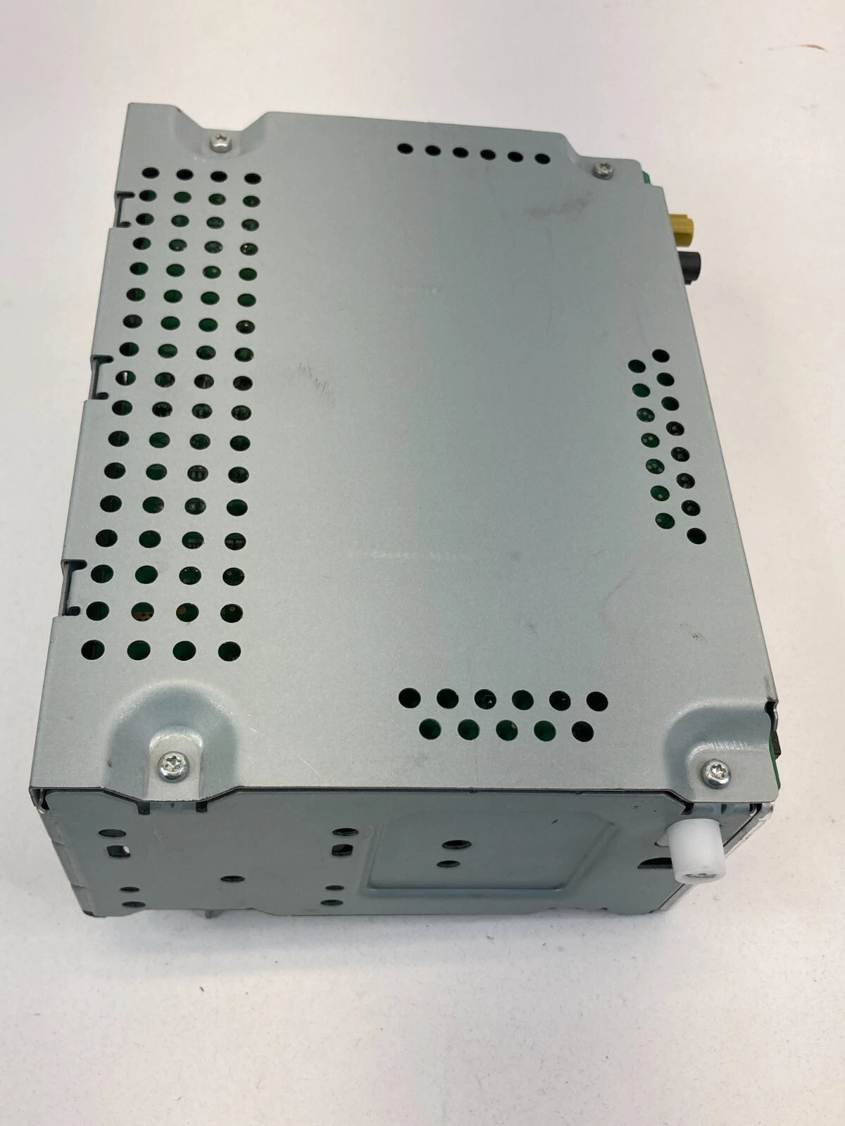 2016-2018 FORD FOCUS AM/FM RADIO RECEIVER XM MP3 SINGLE CD PLAYER JM5T18D818BA