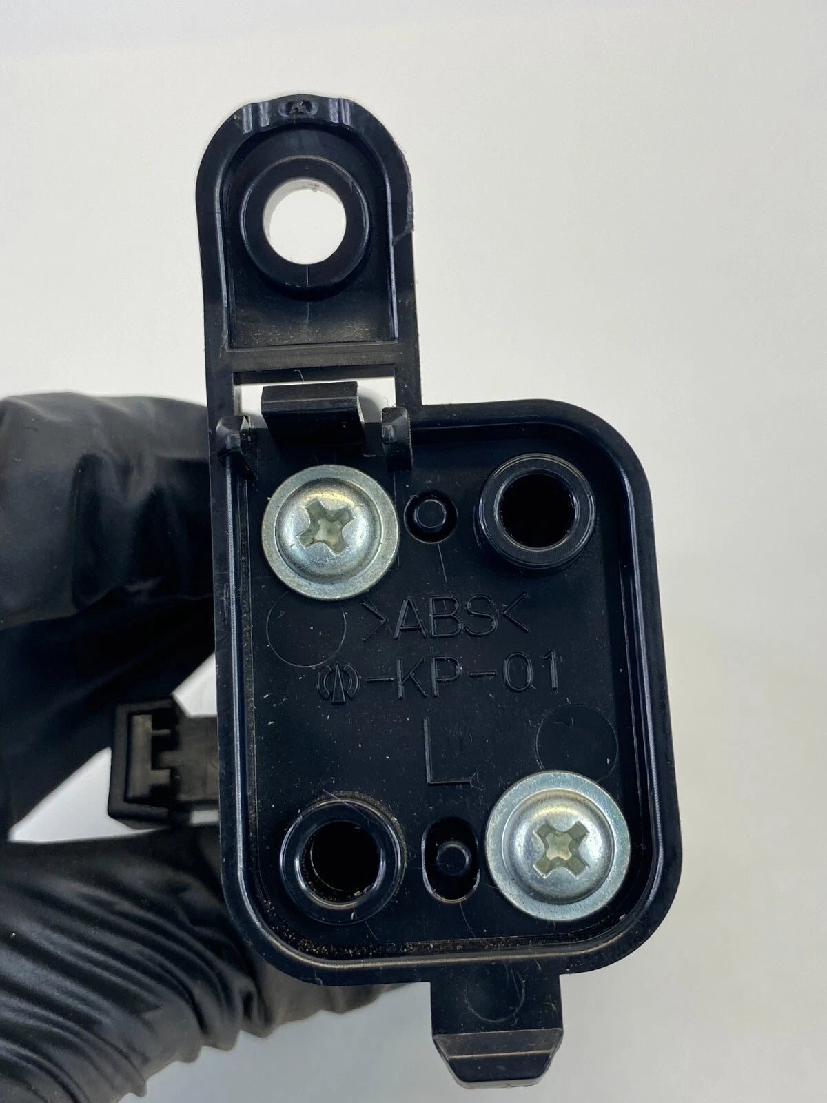2010-2015 TOYOTA PRIUS GLOVE BOX COMPARTMENT LATCH LOCK RELEASE BUTTON OEM