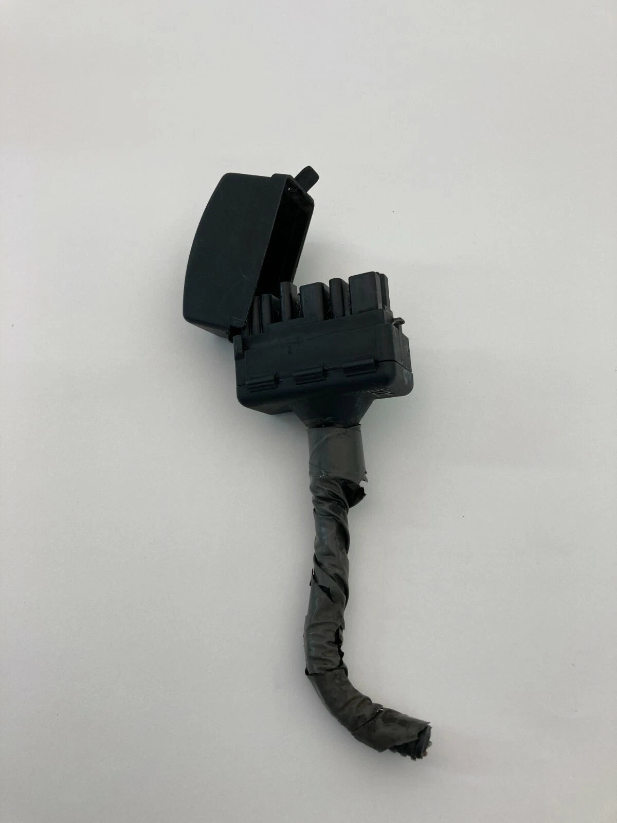 00 01 02 03 04 TOYOTA AVALON 3.0L ENGINE SMALL FUSE RELAY BOX FUSEBOX OEM