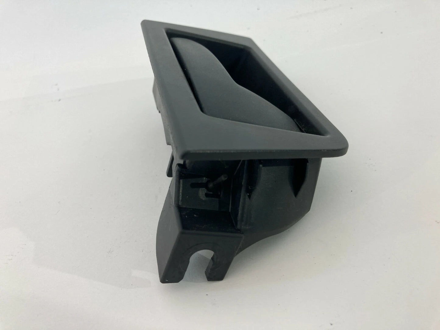 08 09 10 11 12 FORD ESCAPE REAR RIGHT PASSENGER SIDE INTERIOR DOOR HANDLE OEM